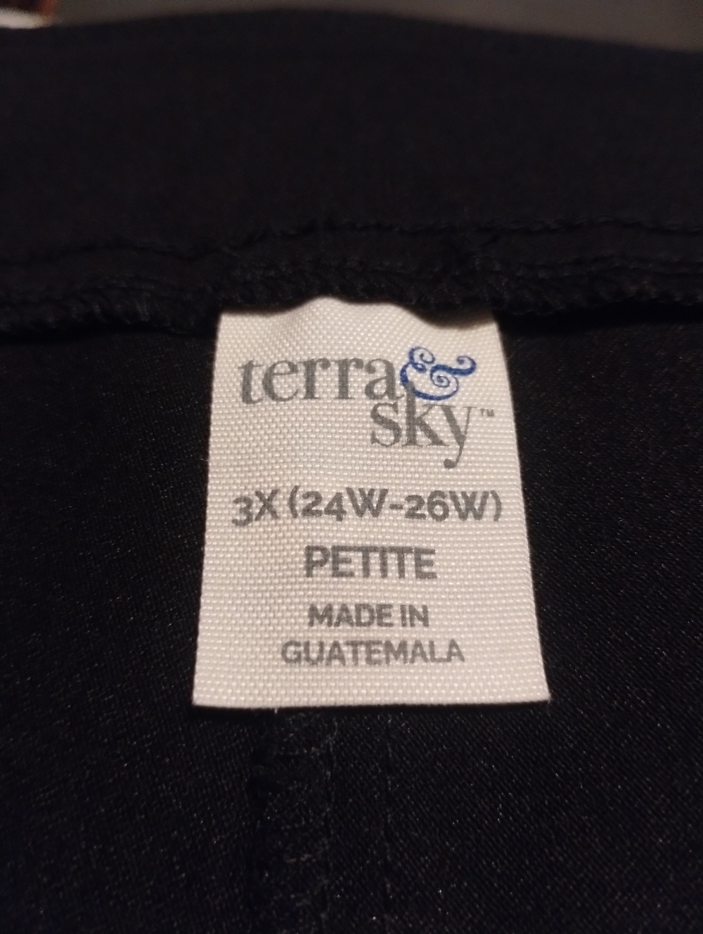 Terra & Sky Plus Size Black Ankle Pull-On Pants. 3X Petite - Picture 8 of 11